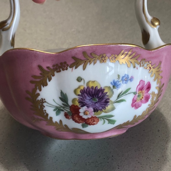 ELIOS Pink Candy dish w/handle /floral/elegant - Picture 4 of 10
